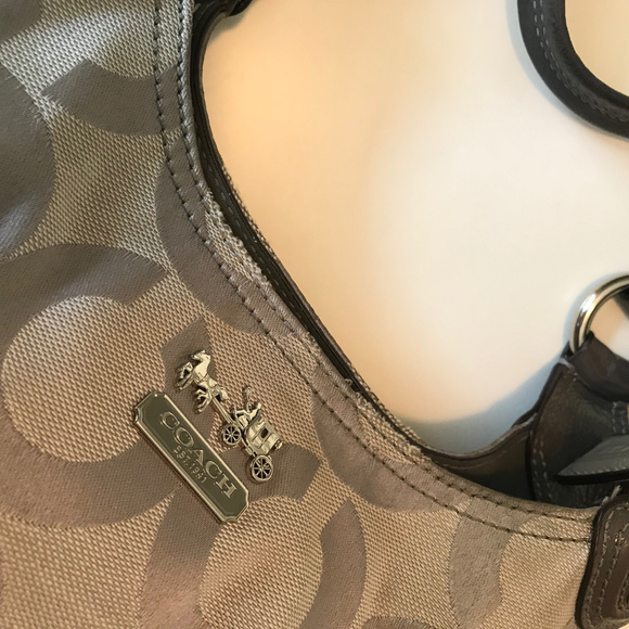 VINTAGE, BEIGE COACH BAG, GREAT CONDITION - Picture 3 of 6